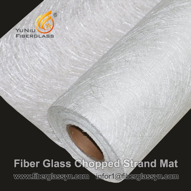 Bajo precio 450g de fibra de vidrio cortada Strand Mat para panel transparente